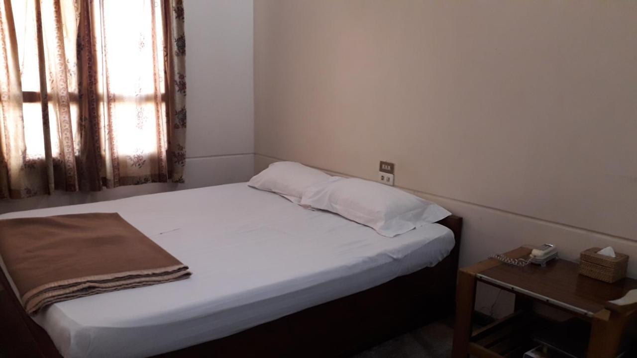Taim Phyu Hotel Мандалей Екстериор снимка