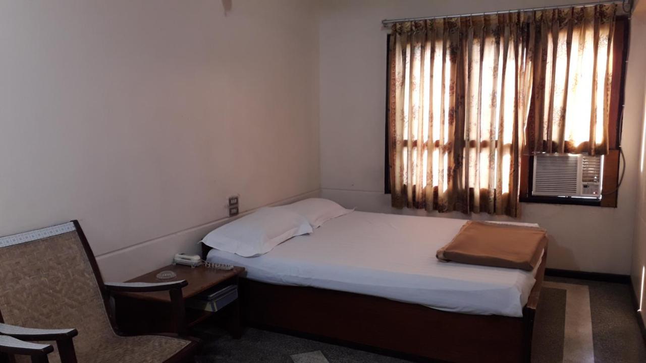 Taim Phyu Hotel Мандалей Екстериор снимка
