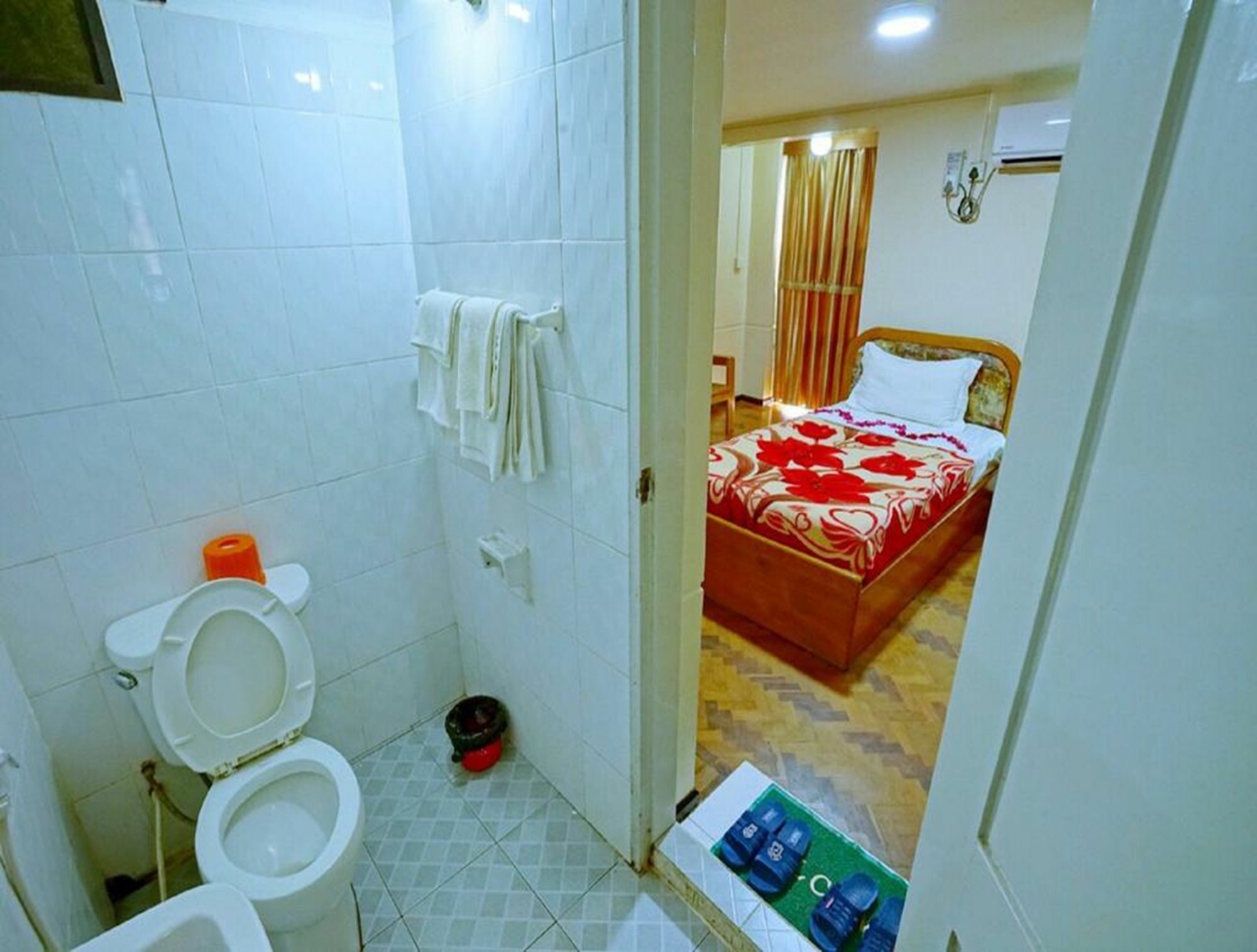 Taim Phyu Hotel Мандалей Екстериор снимка